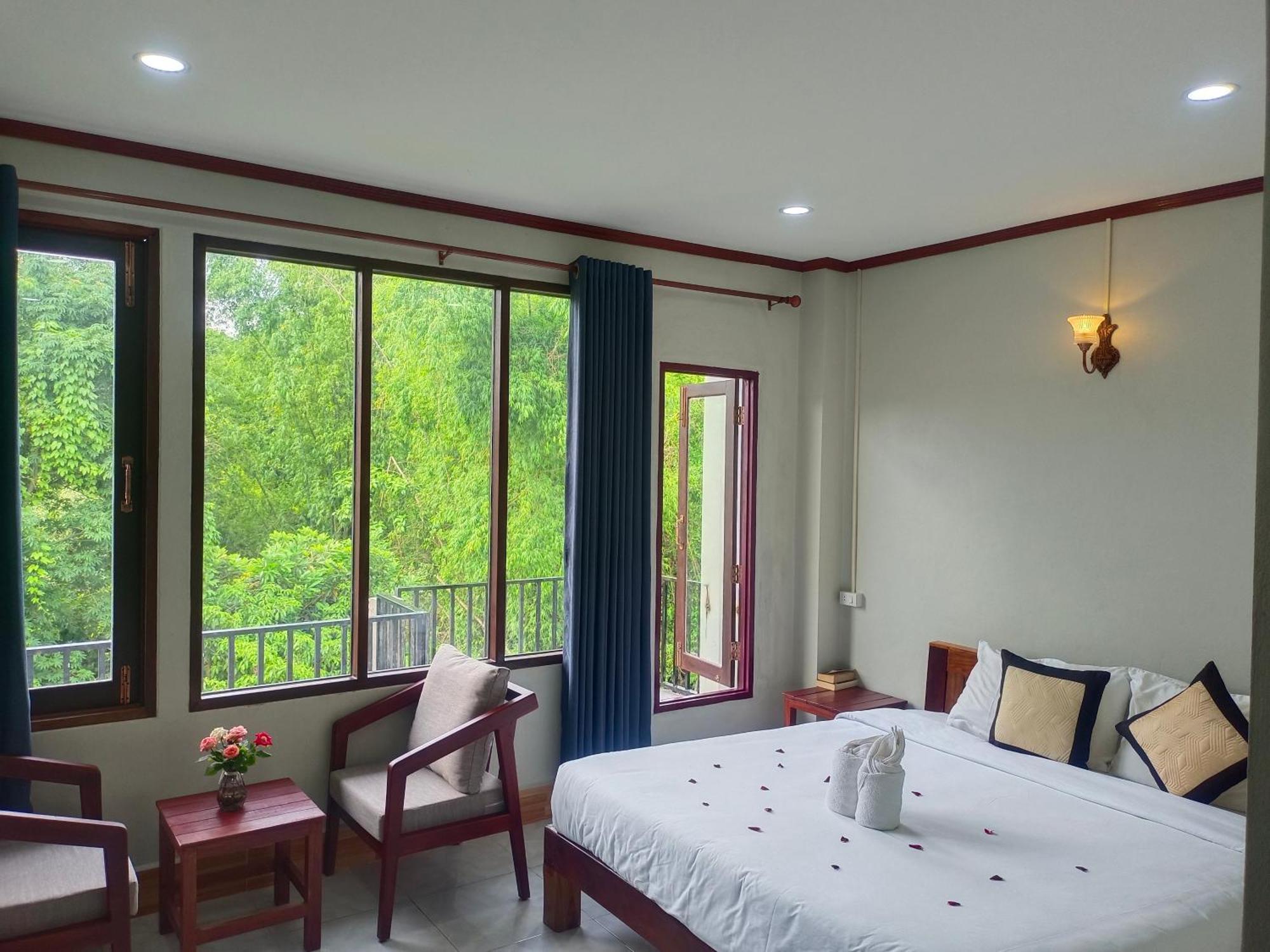 ואנג ויינג Dok Champa Resort מראה חיצוני תמונה