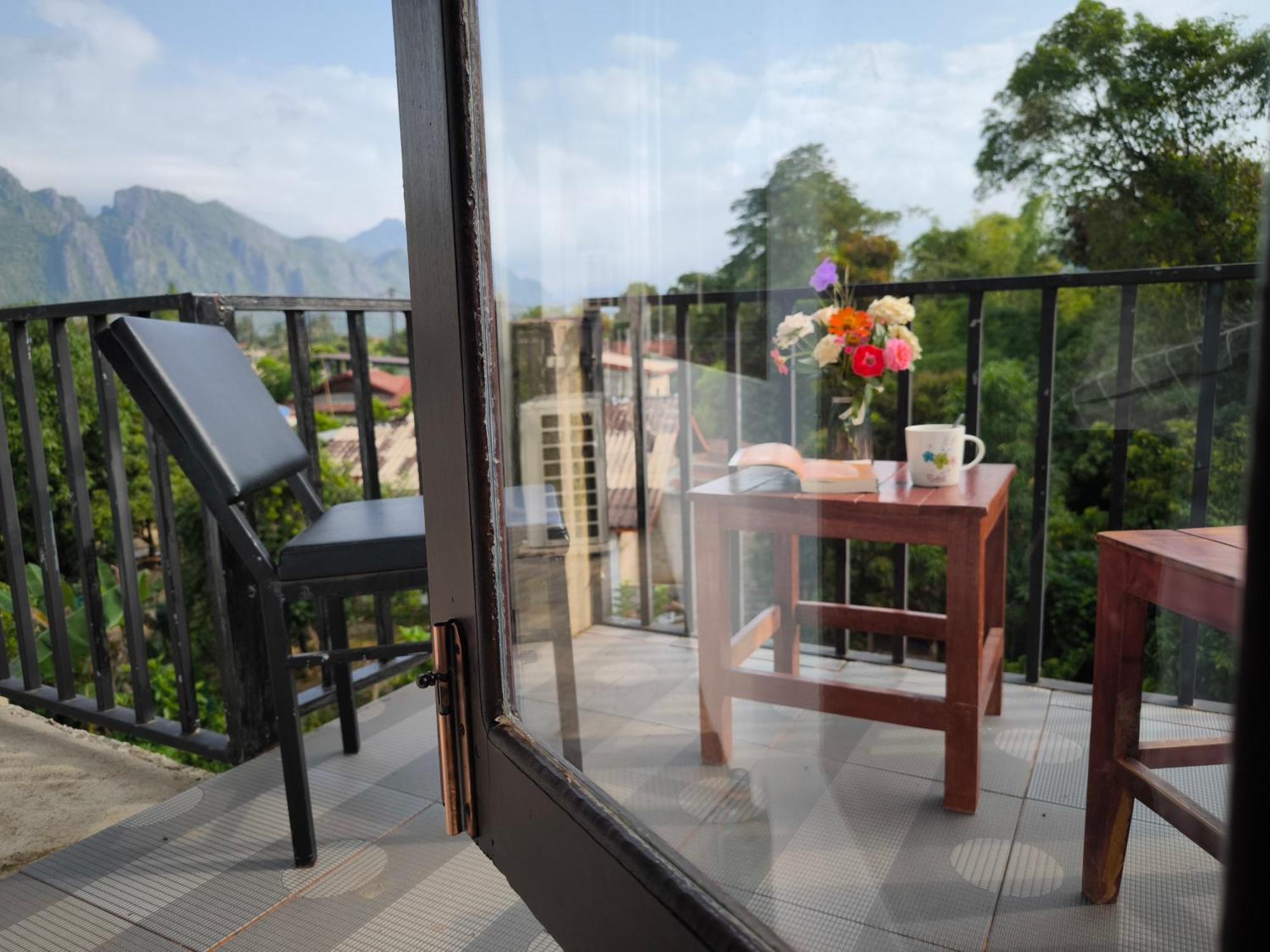 ואנג ויינג Dok Champa Resort מראה חיצוני תמונה