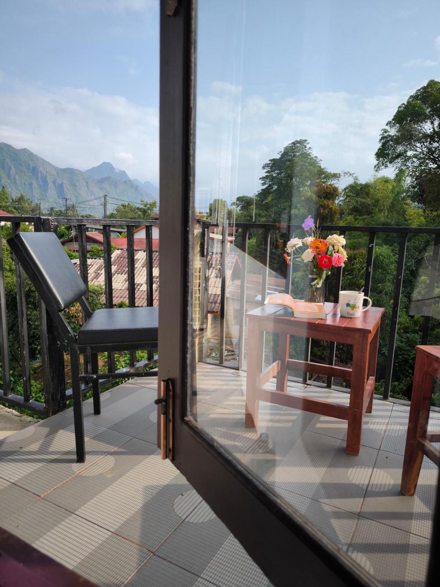 ואנג ויינג Dok Champa Resort מראה חיצוני תמונה